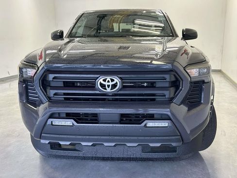 Certified 2024 Toyota Tacoma SR5 w/ SR5 Upgrade Package RWD image 8
