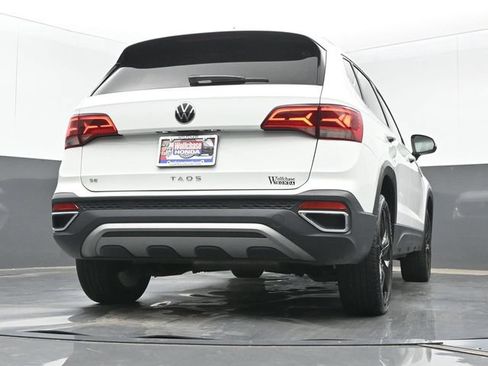 Used 2024 Volkswagen Taos SE FWD image 24