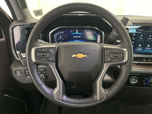 Used 2023 Chevrolet Silverado 1500 LT image 5