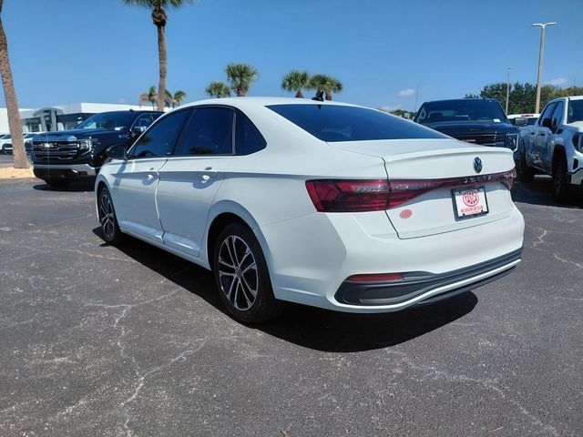 Used 2025 Volkswagen Jetta Sport FWD image 7