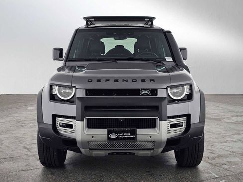 Used 2023 Land Rover Defender 110 S image 8