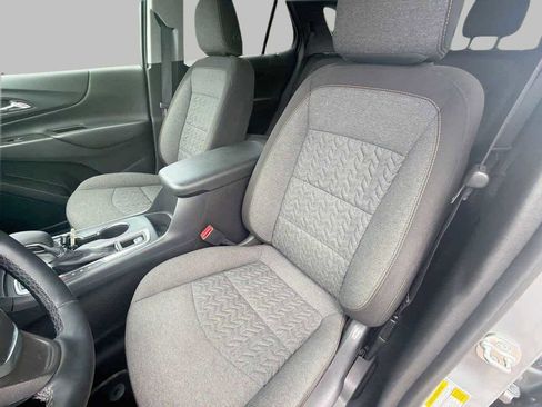 Used 2024 Chevrolet Equinox LT AWD/4WD image 18