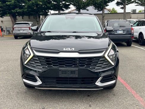 Used 2023 Kia Sportage LX AWD/4WD image 6