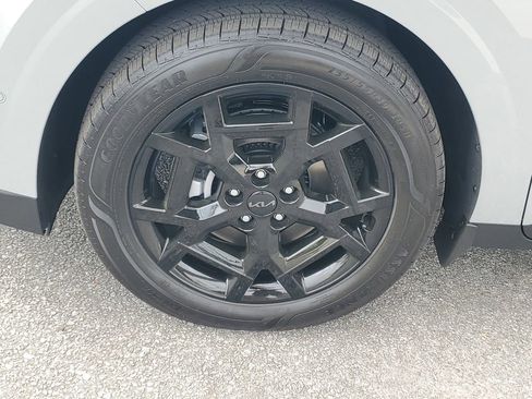 New 2026 Kia Carnival SX image 32