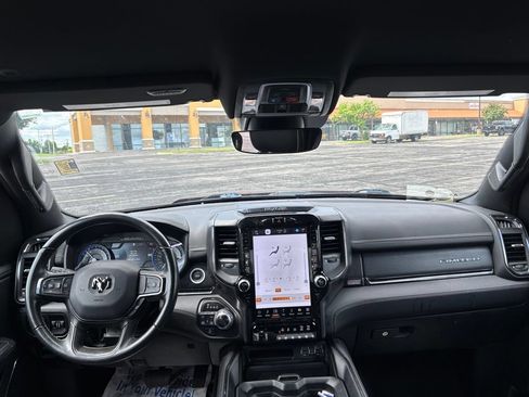 Used 2022 RAM 1500 Limited w/ Body-Colour Bumper Group AWD/4WD image 12