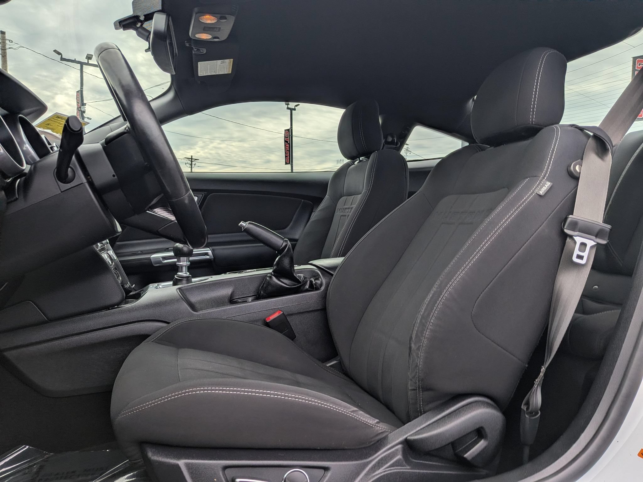 Used 2019 Ford Mustang GT RWD image 5