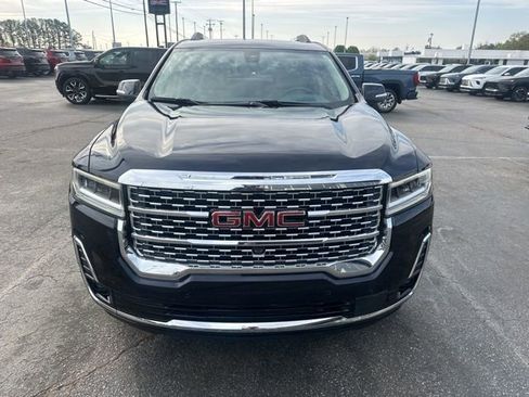 Used 2022 GMC Acadia Denali w/ Denali Technology Package image 3