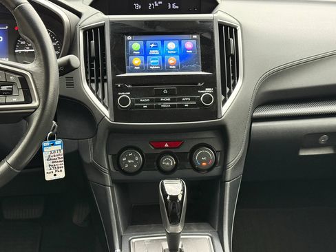 Used 2019 Subaru Crosstrek 2.0i Premium AWD/4WD image 30