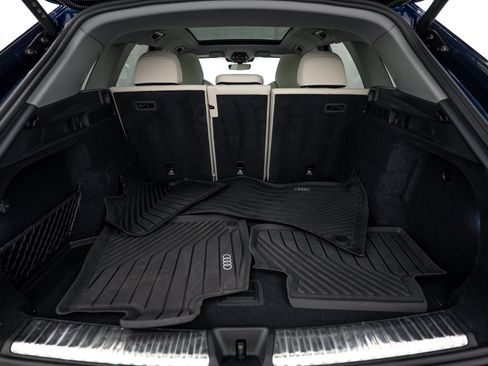 Used 2025 Audi Q5 Premium Plus w/ Premium Plus AWD/4WD image 21