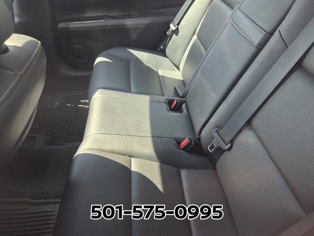 Used 2016 Lexus ES 350 w/ Premium Package w/Wood Trim FWD image 9