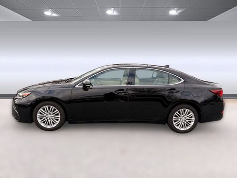 Used 2017 Lexus ES 350 image 2