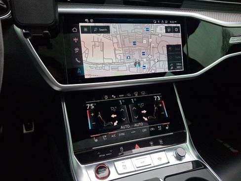 Used 2024 Audi RS 6 performance image 23