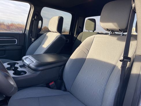 Used 2024 RAM 2500 Big Horn image 10