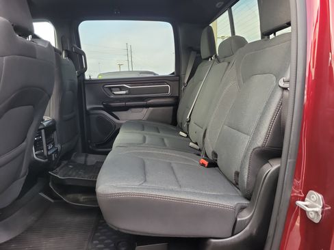 Used 2022 RAM 1500 Big Horn AWD/4WD image 12