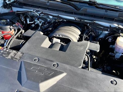 Used 2017 Chevrolet Silverado 1500 LTZ w/ LTZ Plus Package AWD/4WD image 31