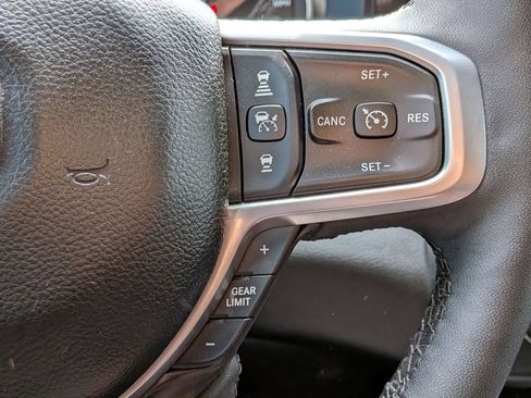 Used 2025 RAM 1500 Big Horn AWD/4WD image 13