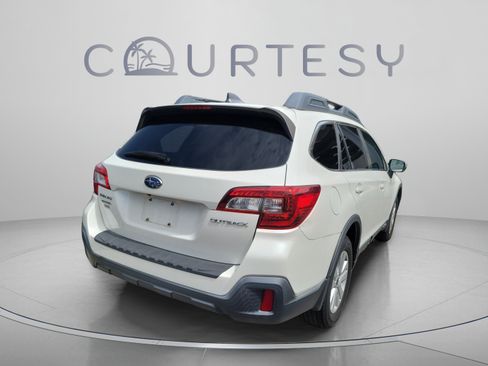 Used 2019 Subaru Outback 2.5i Premium w/ Protection Package #1 AWD/4WD image 3