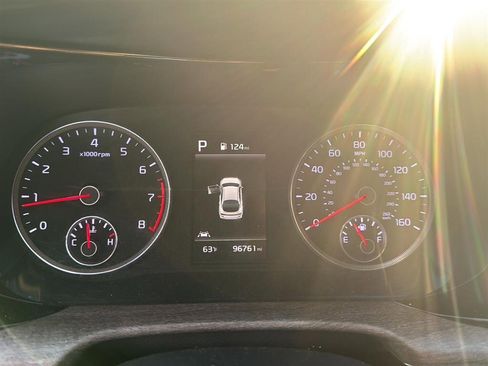 Used 2021 Kia K5 EX image 3