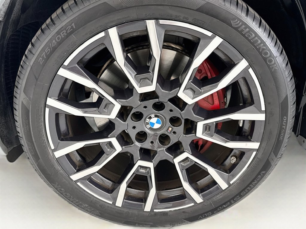 Certified 2025 BMW X5 xDrive40i w/ M Sport Package AWD/4WD image 29