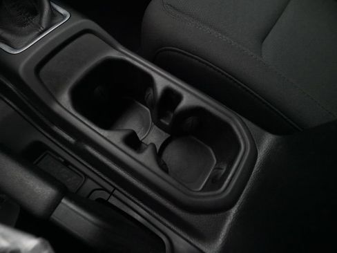 Used 2018 Jeep Wrangler Unlimited Sport S AWD/4WD image 16