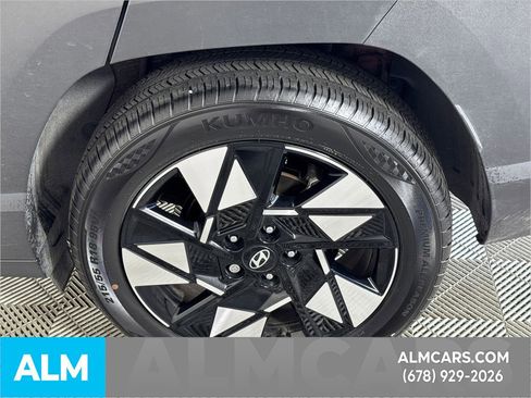 Used 2025 Hyundai Kona SEL image 23