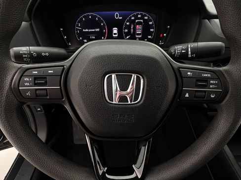 Used 2025 Honda Accord SE image 17