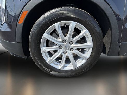 Certified 2022 Cadillac XT4 Luxury w/ Cold Weather Package FWD image 10