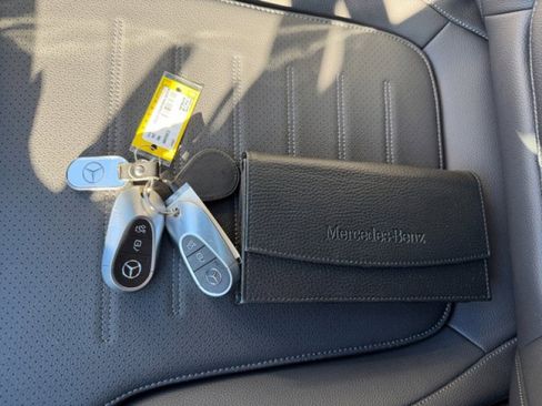 Used 2024 Mercedes-Benz C 300 4MATIC Sedan image 21