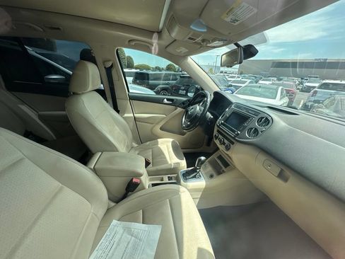 Used 2016 Volkswagen Tiguan SE FWD image 9