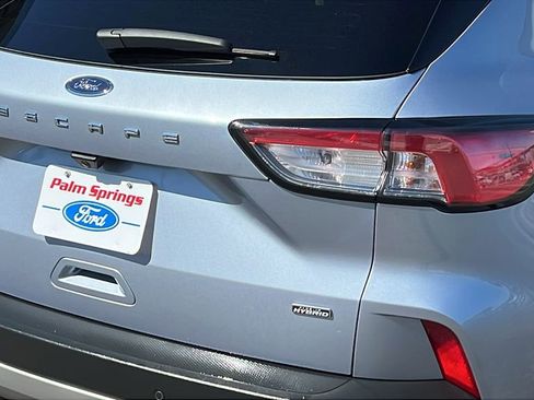 Certified 2022 Ford Escape Titanium w/ Titanium Premium Package image 8