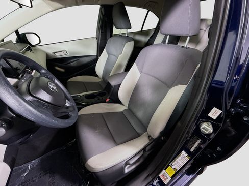 Used 2025 Toyota Corolla LE FWD image 21
