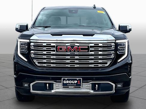 Used 2025 GMC Sierra 1500 Denali w/ Denali Reserve Package AWD/4WD image 4