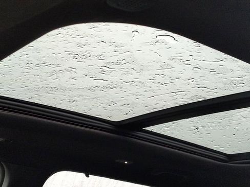 Certified 2024 Jeep Grand Cherokee L Limited w/ Luxury Tech Group II image 13