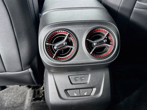 Used 2024 Chevrolet Blazer EV RS RWD image 27