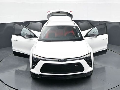 Used 2024 Chevrolet Blazer EV RS AWD/4WD image 42