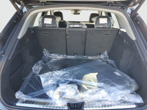 New 2025 Audi Q5 Premium Plus image 9