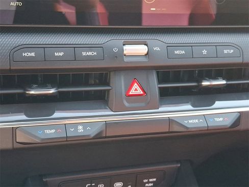 New 2025 Kia K4 GT-Line Turbo image 10