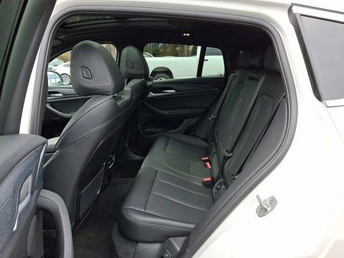 Used 2025 BMW X4 xDrive30i image 13