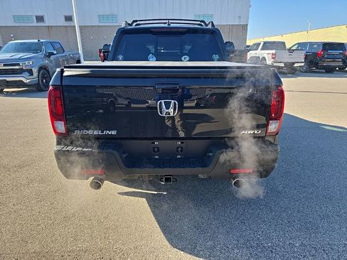 Used 2022 Honda Ridgeline Black Edition image 4