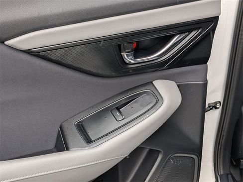 Used 2025 Subaru Outback Premium image 27