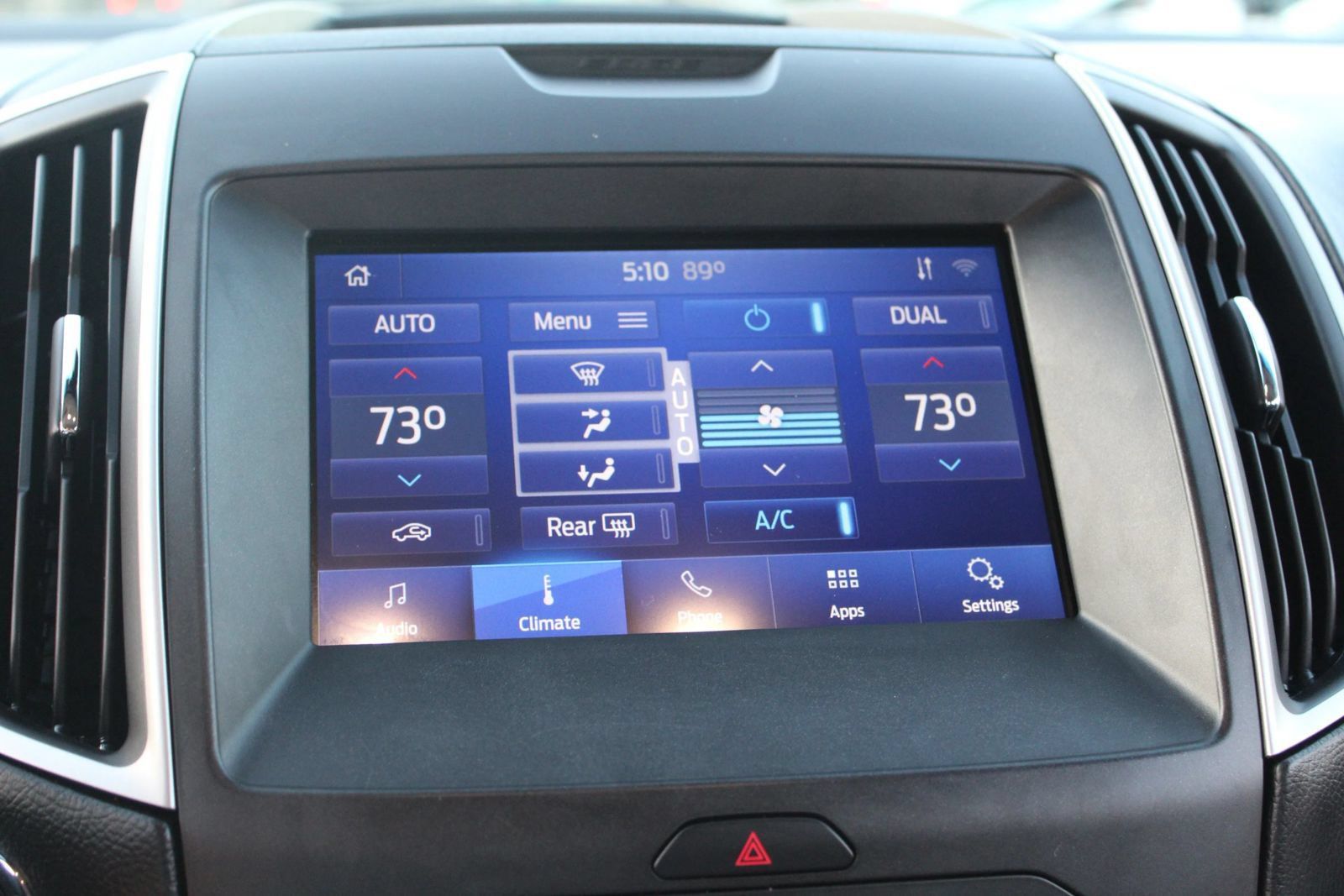 Used 2020 Ford Edge SEL AWD/4WD image 18