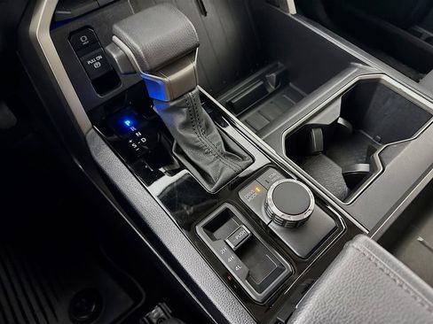 Used 2023 Toyota Tundra SR5 w/ SR5 Convenience Package image 19