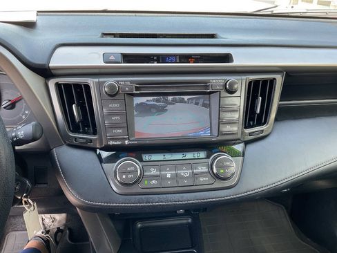 Used 2015 Toyota RAV4 XLE AWD/4WD image 22
