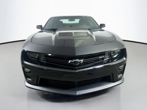 Used 2014 Chevrolet Camaro ZL1 RWD image 2