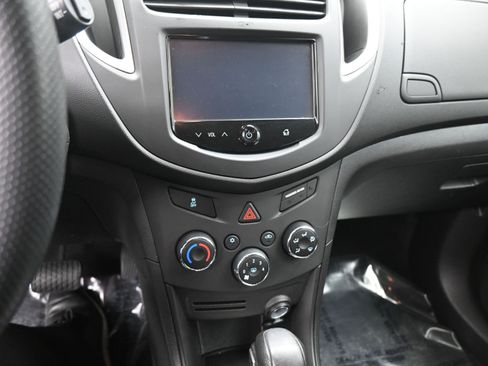 Used 2016 Chevrolet Trax LS image 15