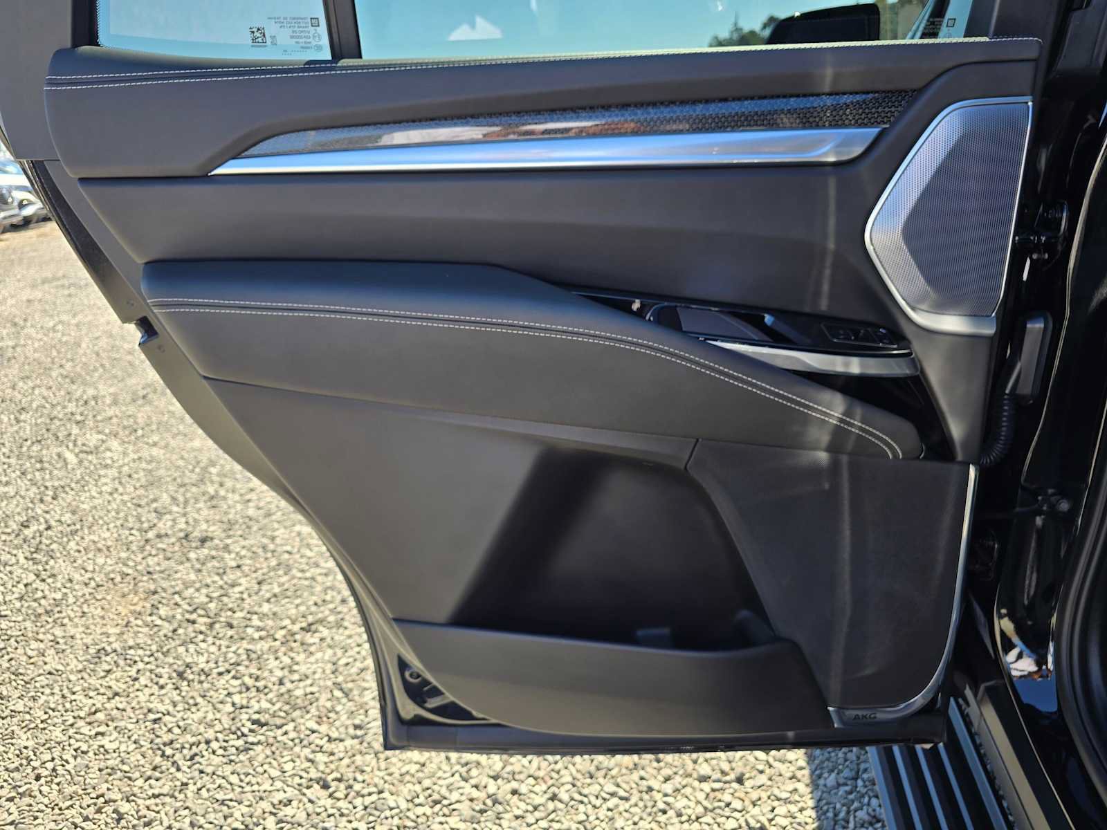 Used 2025 Cadillac Escalade V AWD/4WD image 19