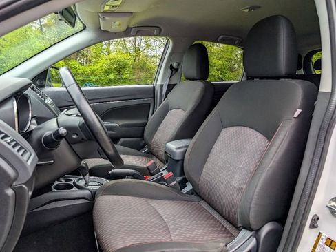 Used 2017 Mitsubishi Outlander Sport ES FWD image 15