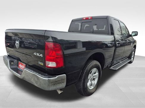 Used 2017 RAM 1500 Classic SLT image 11