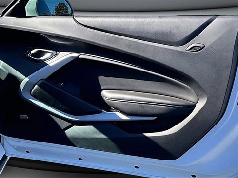 Used 2021 Chevrolet Camaro LT w/ RS Package image 27