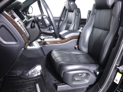 Used 2015 Land Rover Range Rover Supercharged AWD/4WD image 32
